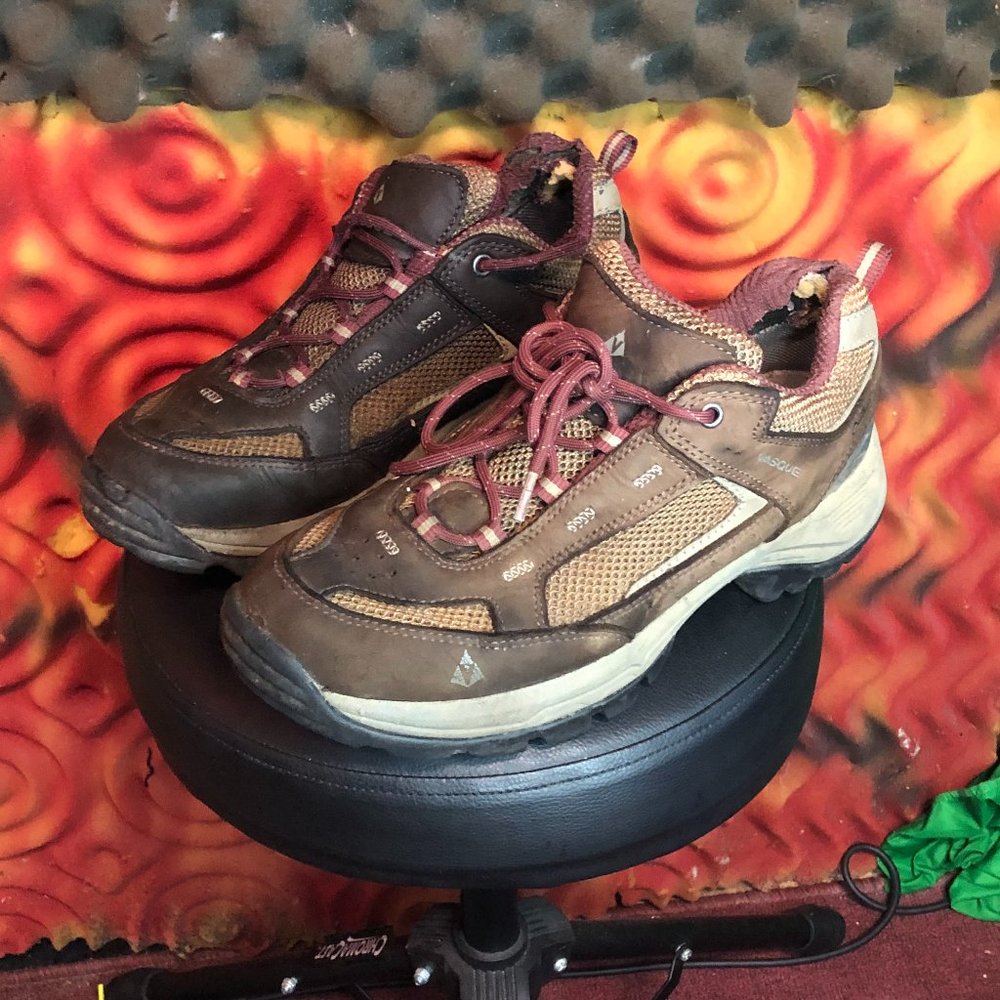 Vasque Mantra 7491 Hiking Shoes Gore Tex Womens